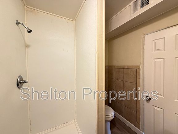 4th image of 1713 N 31st Pl #3