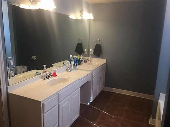 3rd image of 105 Canvasback Ln