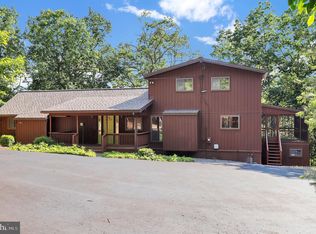 986 Walden Rd, Hedgesville, WV 25427