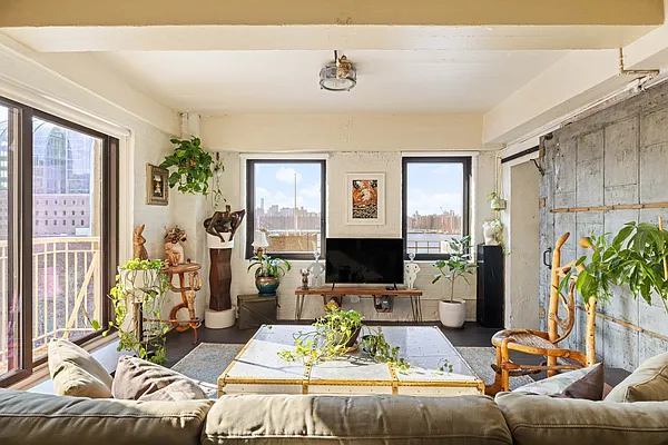 Living room, photo 6