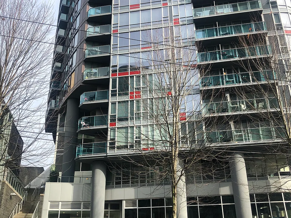 233 Robson St #3306