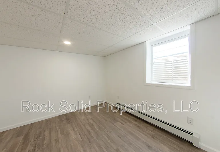 1301 E 23rd St #2 — Photo 11
