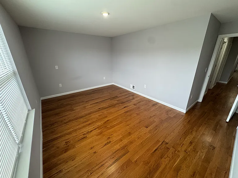 301 N 13th St #1 — Photo 28
