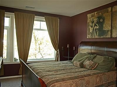 5th image of 109 2nd St S APT 337