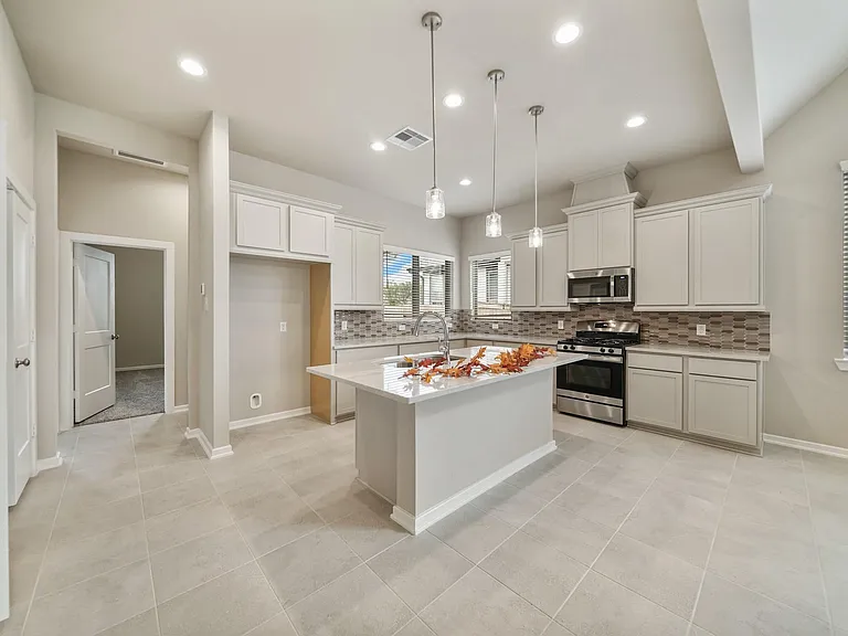 1547 Crystal Stream Dr — Photo 13