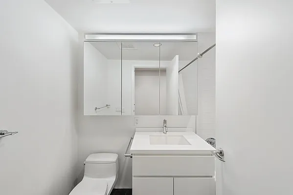 Rented by Nest Seekers International | media 29