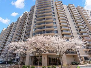 307 Yoakum Pkwy APT 1722, Alexandria, VA