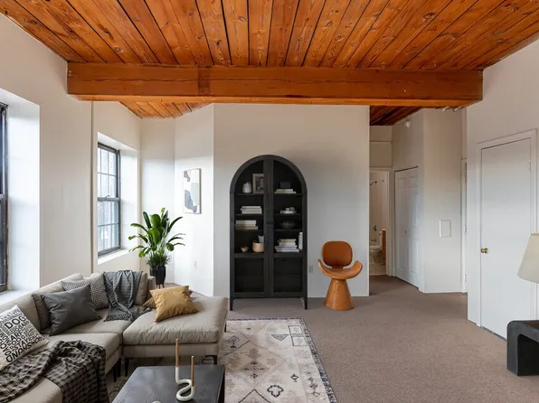 Derby Manor, 33 Roosevelt Dr #650f0bc69, Derby, CT 06418