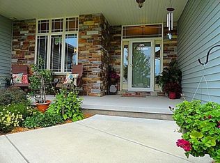 3265 Dreamer Ln, Green Bay, WI 54311