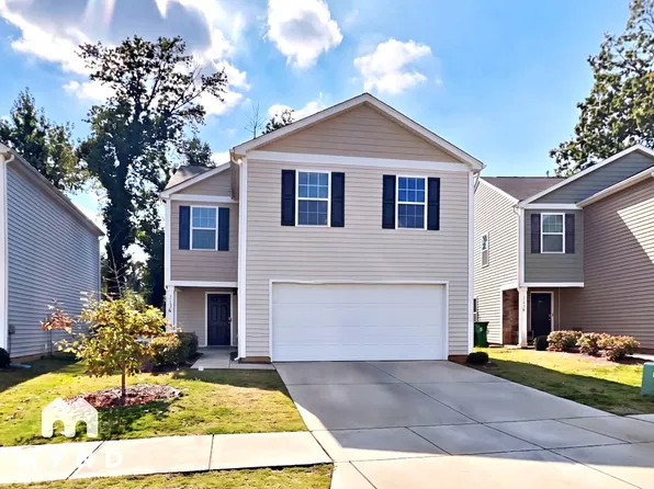 2046 Ryker Davis Ln, Charlotte, NC 28269
