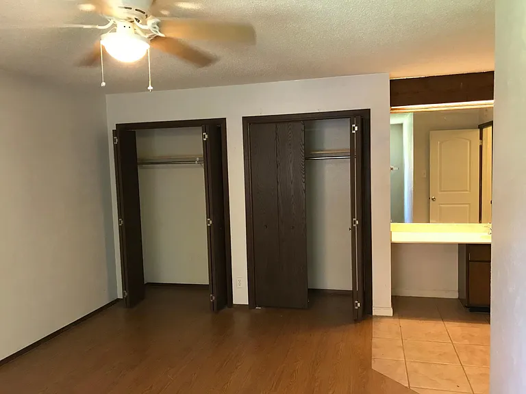 10405 Golden Meadow Dr #B — Photo 6