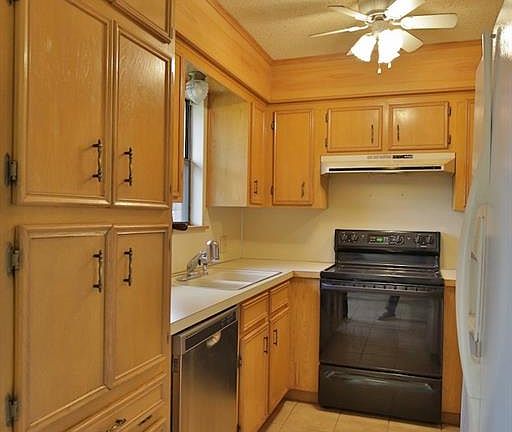 5th image of 1718 Little John Ct