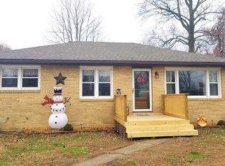 108 Walnut St, Brighton, IL 62012