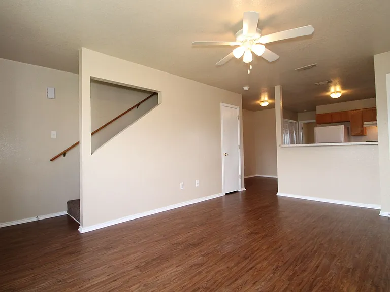3904D Gus Dr — Photo 3