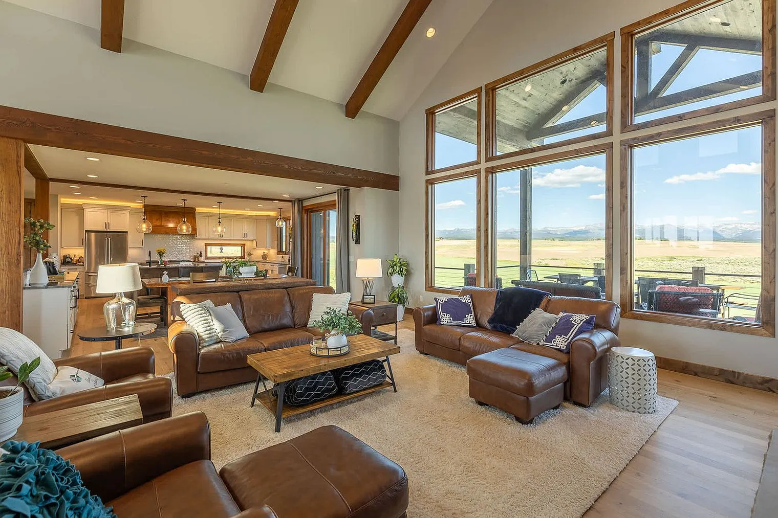 6 bed, 4.0 bath, 796 sqft, $31,518 — Photo 4