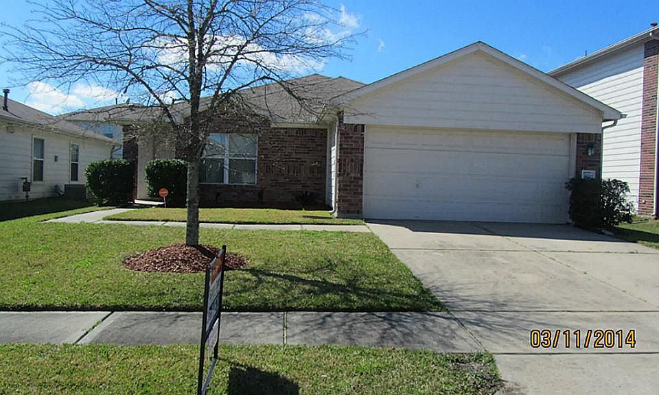 2nd image of 3922 Floral Way Ct