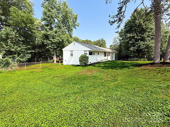 5th image of 2469 Elkwood Cir