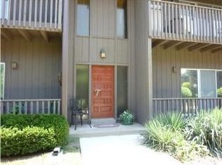 419 W 104th St APT C, Kansas City, MO 64114