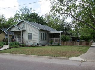 1707 N Vine St, Victoria, TX 77901