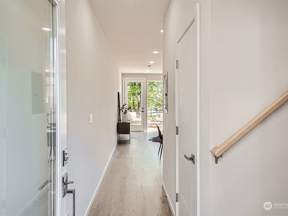 Middle Housing options - more open space for trees with lot splitting ... - Splitting Wall To Save Space In Town Homes