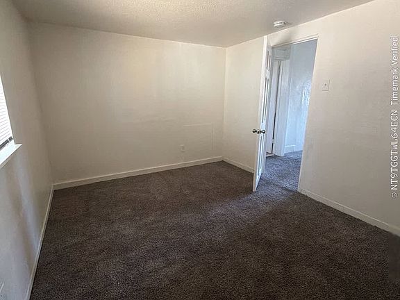 4th image of 118 Lincoln Ave #B