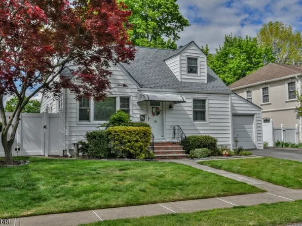 268 Larch Ave, Dumont Boro, NJ 07628
