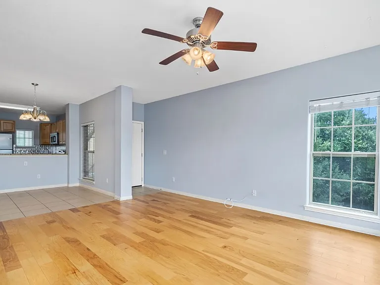 6810 Deatonhill Dr #1200 — Photo 3