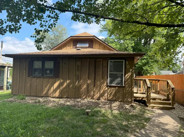 309 Albert St, Creve Coeur, IL 61610