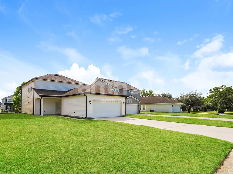 3229 Roundabout Dr — Photo 22