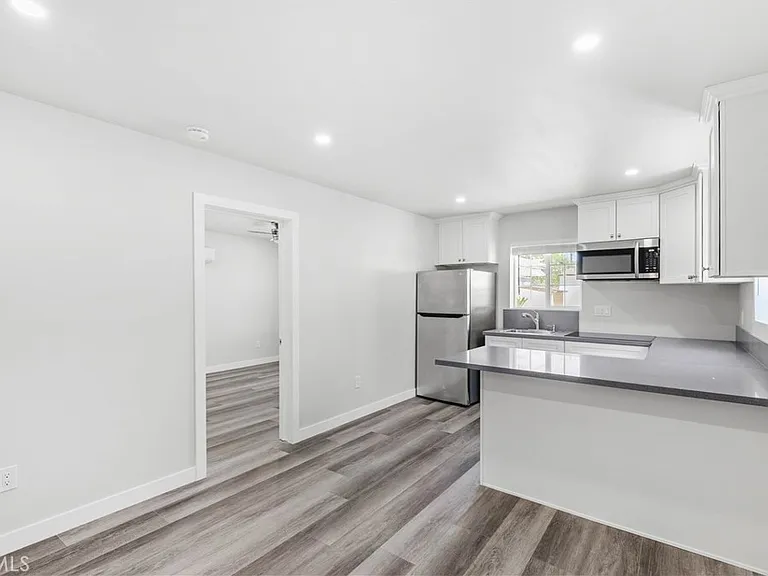 22737 Rodax St — Photo 5