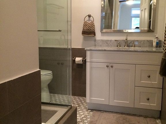4th image of 127 W 70th St APT 1B