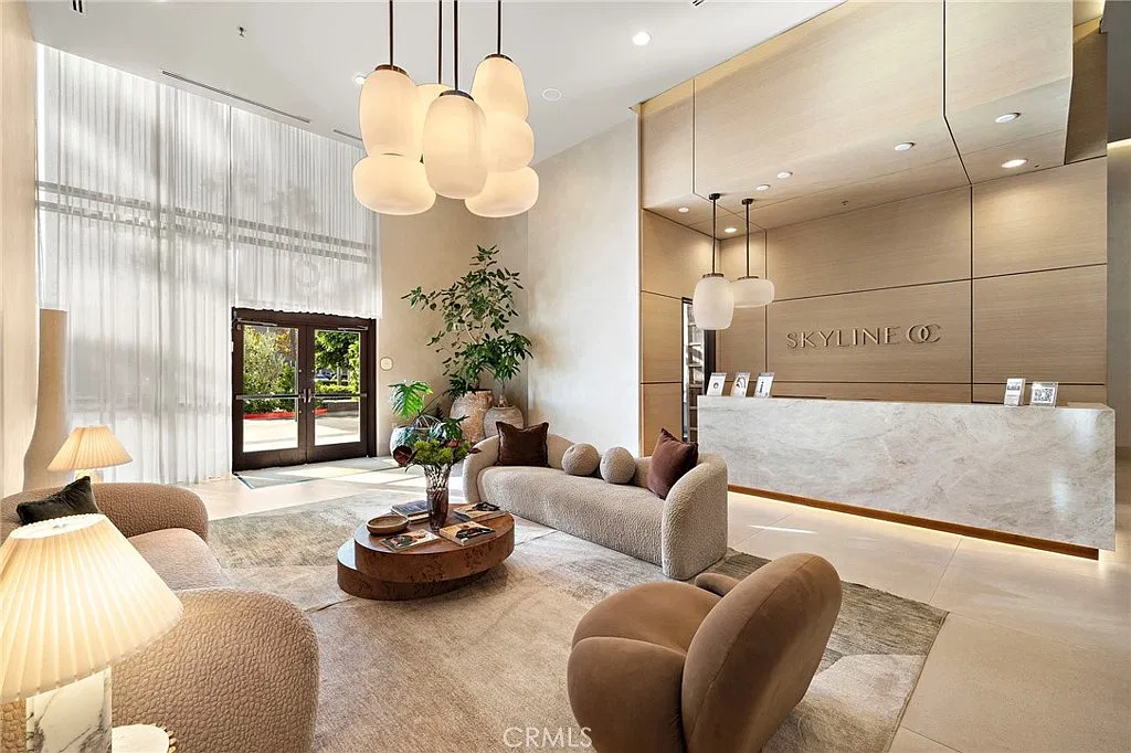 2 bed, 1472 sqft, $7,500 — Photo 4