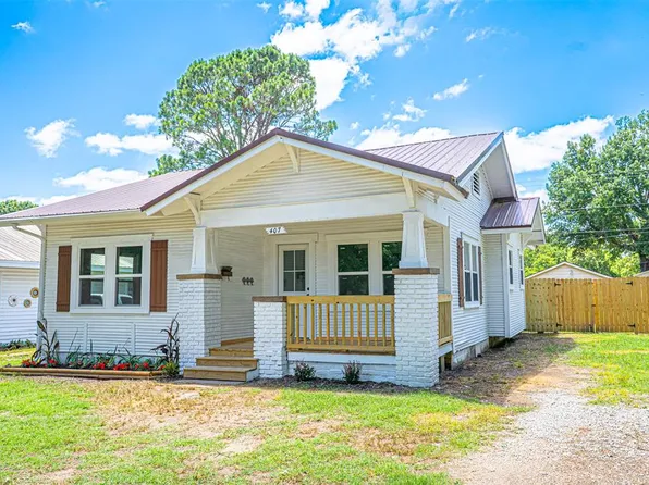 407 S 8th St, Okemah, OK 74859