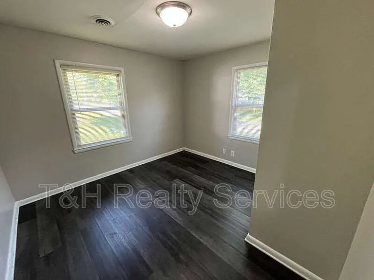 4358 Norwaldo Ave — Photo 11