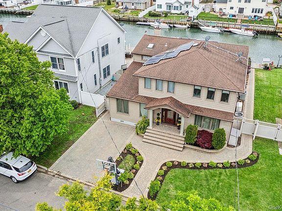 2nd image of 82 Division Avenue