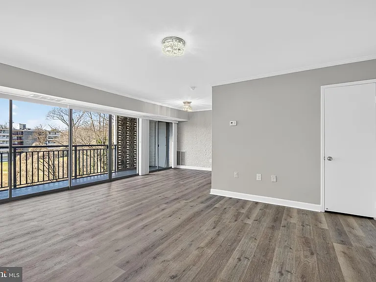 1804 Metzerott Rd #504 — Photo 7