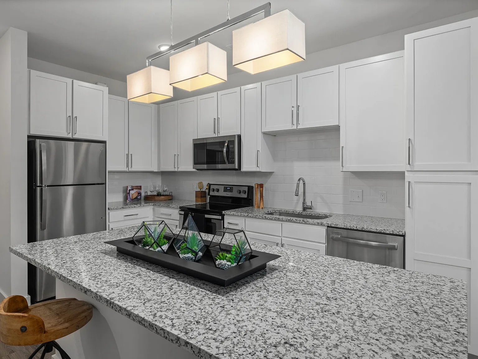 Republic Flats — Photo 2