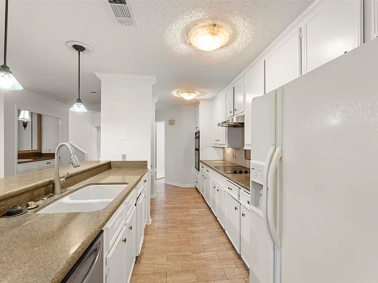 2602 Rice Blvd — Photo 26