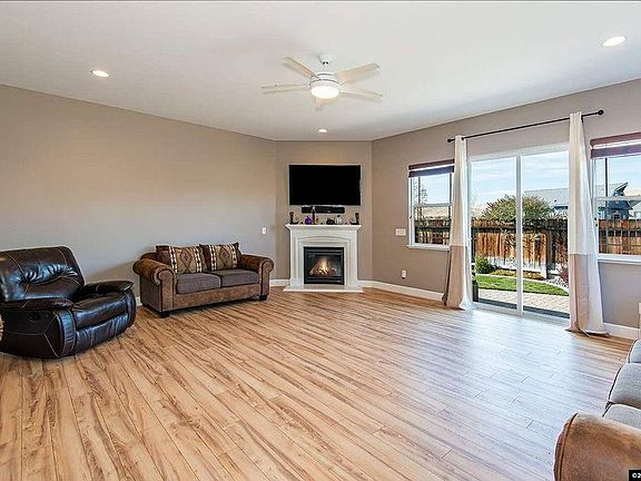 5th image of 5799 Desert Mirage Dr