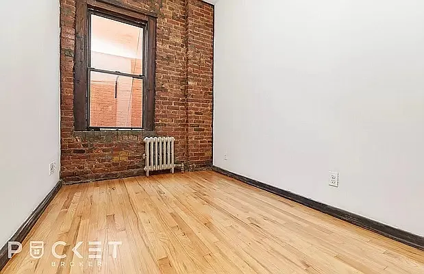 Rented by PocketBroker Inc | media 12