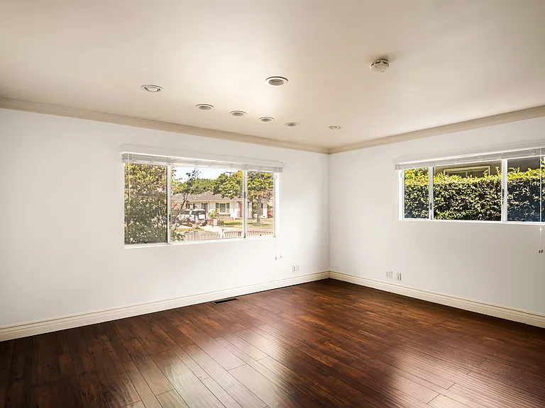 Dining room / Extra bedroom