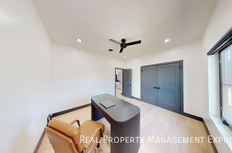 313 N Red Spruce Ave — Photo 15