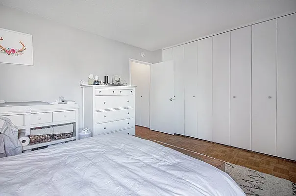 Rented by Corcoran | media 6