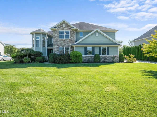 4498 Turtle Creek Dr, Perrysburg, OH 43551