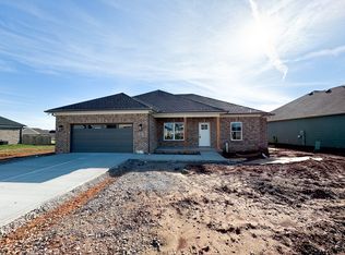 901 McIntyre St, Bowling Green, KY 42101