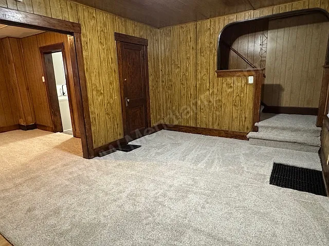 1517 Howell St — Photo 4