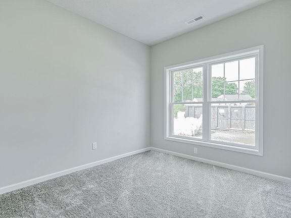 3rd image of 3420 Millersport Hwy #1