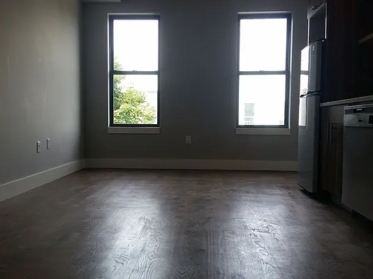 Rented by Evergreen Apartments BK | media 15