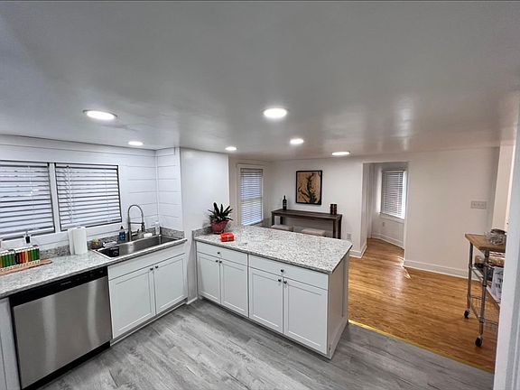 3rd image of 309 Main St #1
