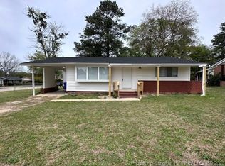 837 Brighton Rd, Fayetteville, NC 28314